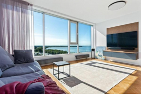 Amazing apartment with epic lake view! Tallinn